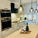 La Corniche Renove De 66m2 Pleine Vue Mer! سُت