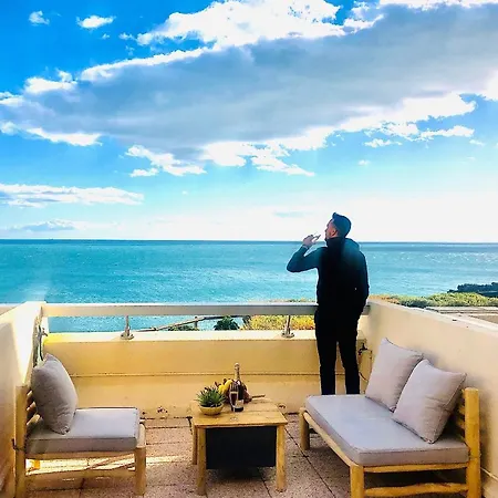 La Corniche Renove De 66m2 Pleine Vue Mer! *