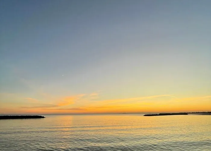 La Corniche Renove De 66m2 Pleine Vue Mer! Сет