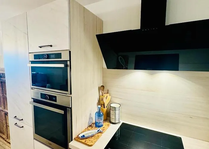 Апартаменты La Corniche Renove De 66m2 Pleine Vue Mer! Сет